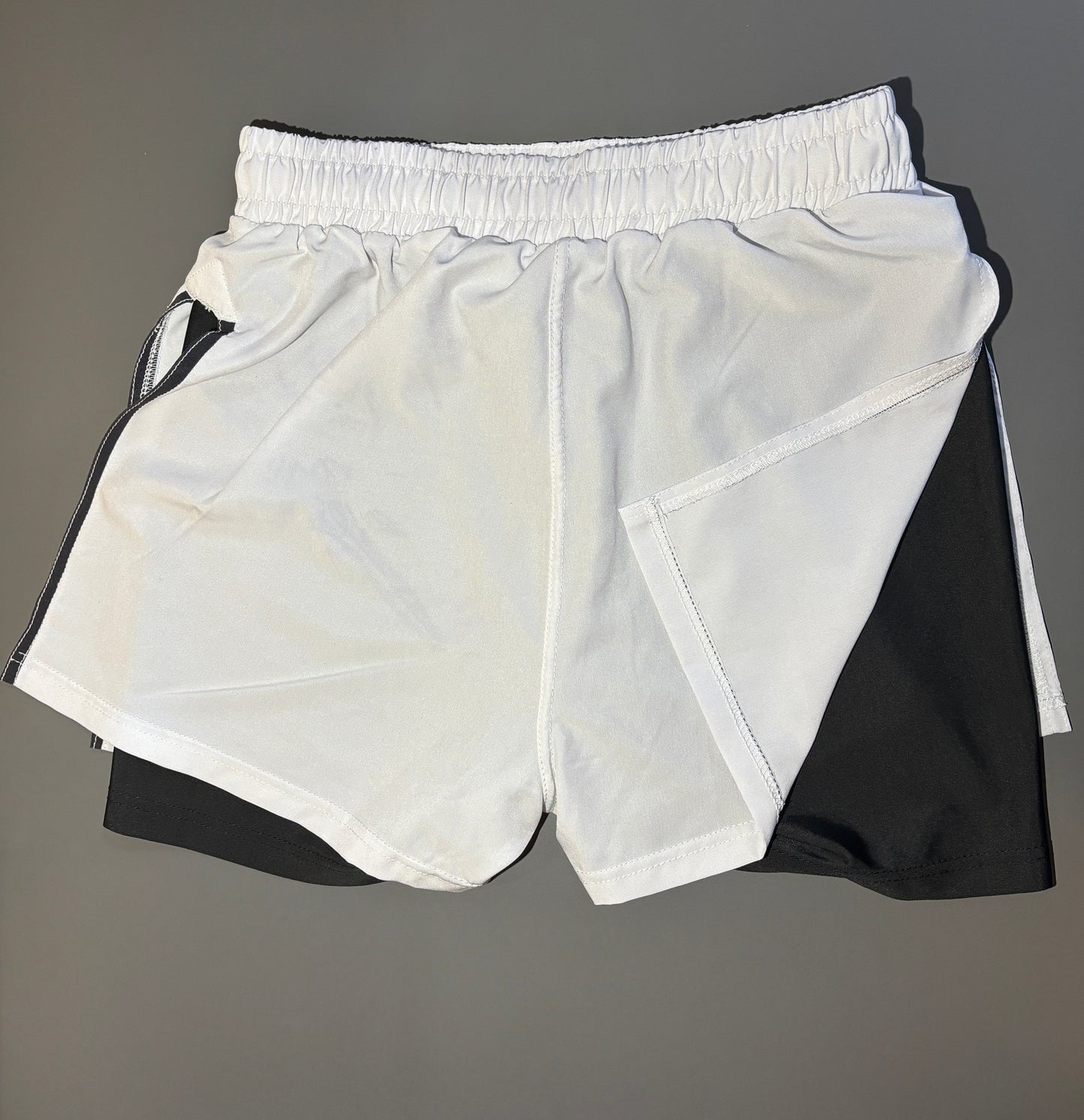 BRAVE Hybrid Pro Shorts WHITE