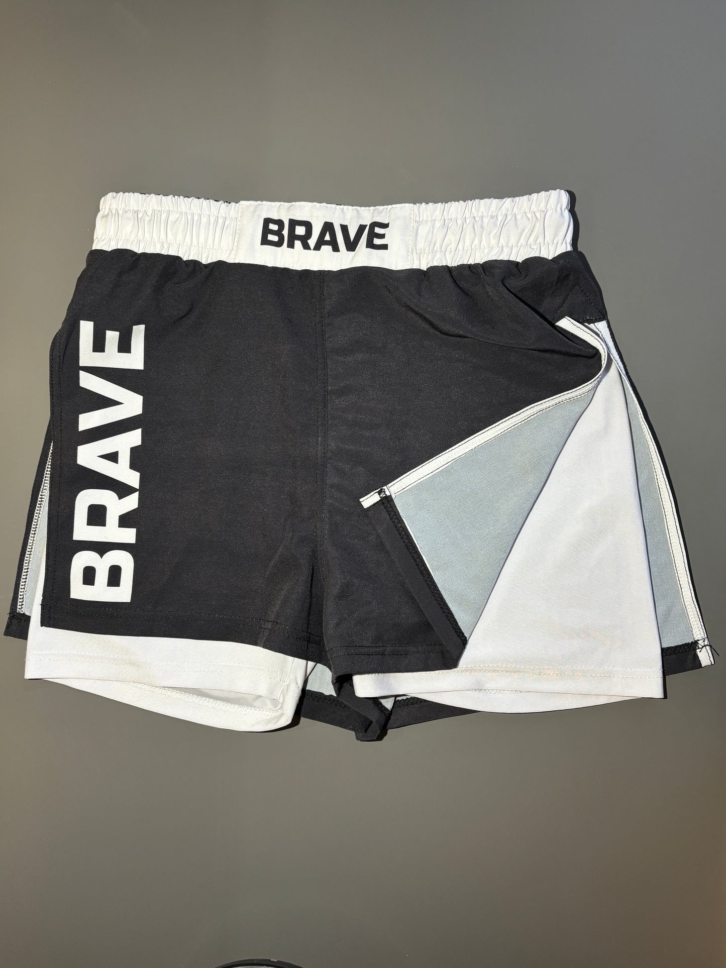 BRAVE Hybrid Pro Shorts BLACK