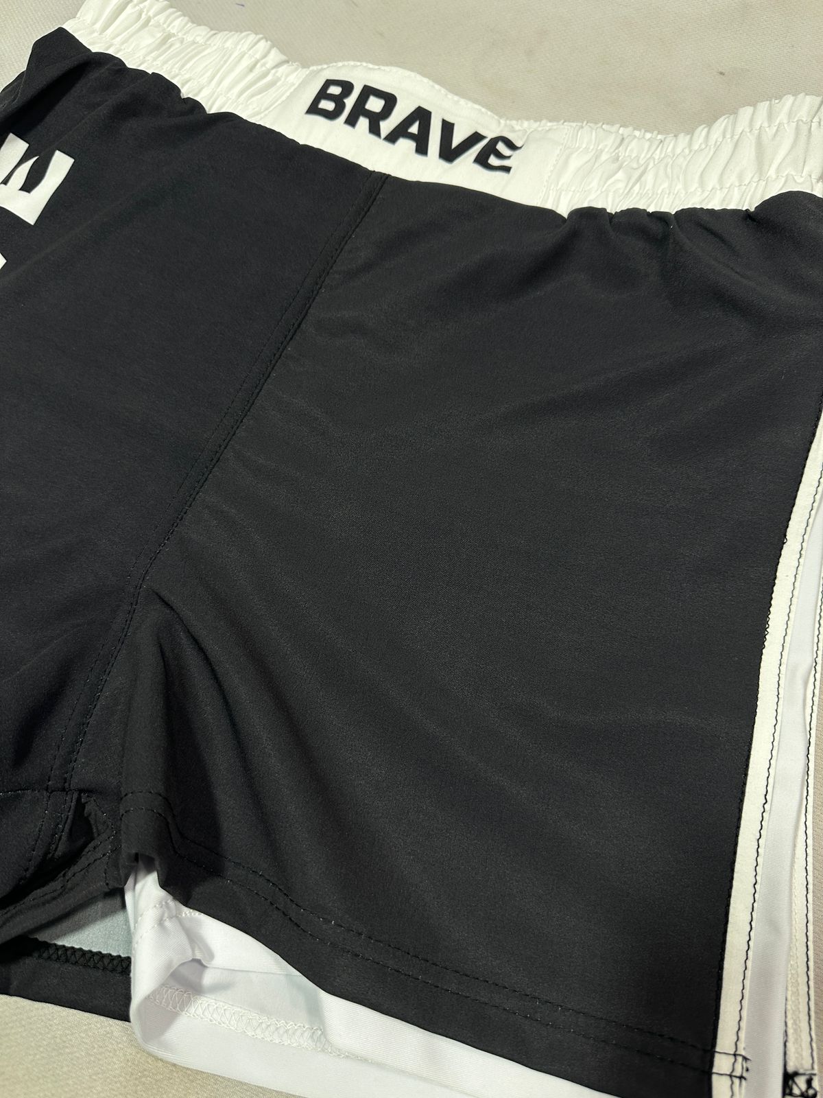 BRAVE Hybrid Pro Shorts BLACK