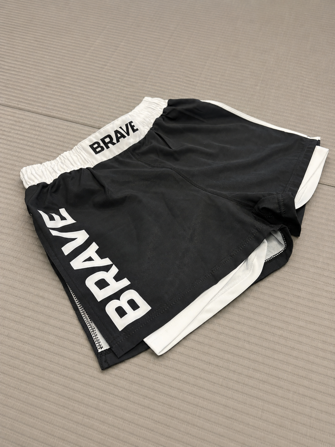 BRAVE Hybrid Pro Shorts BLACK
