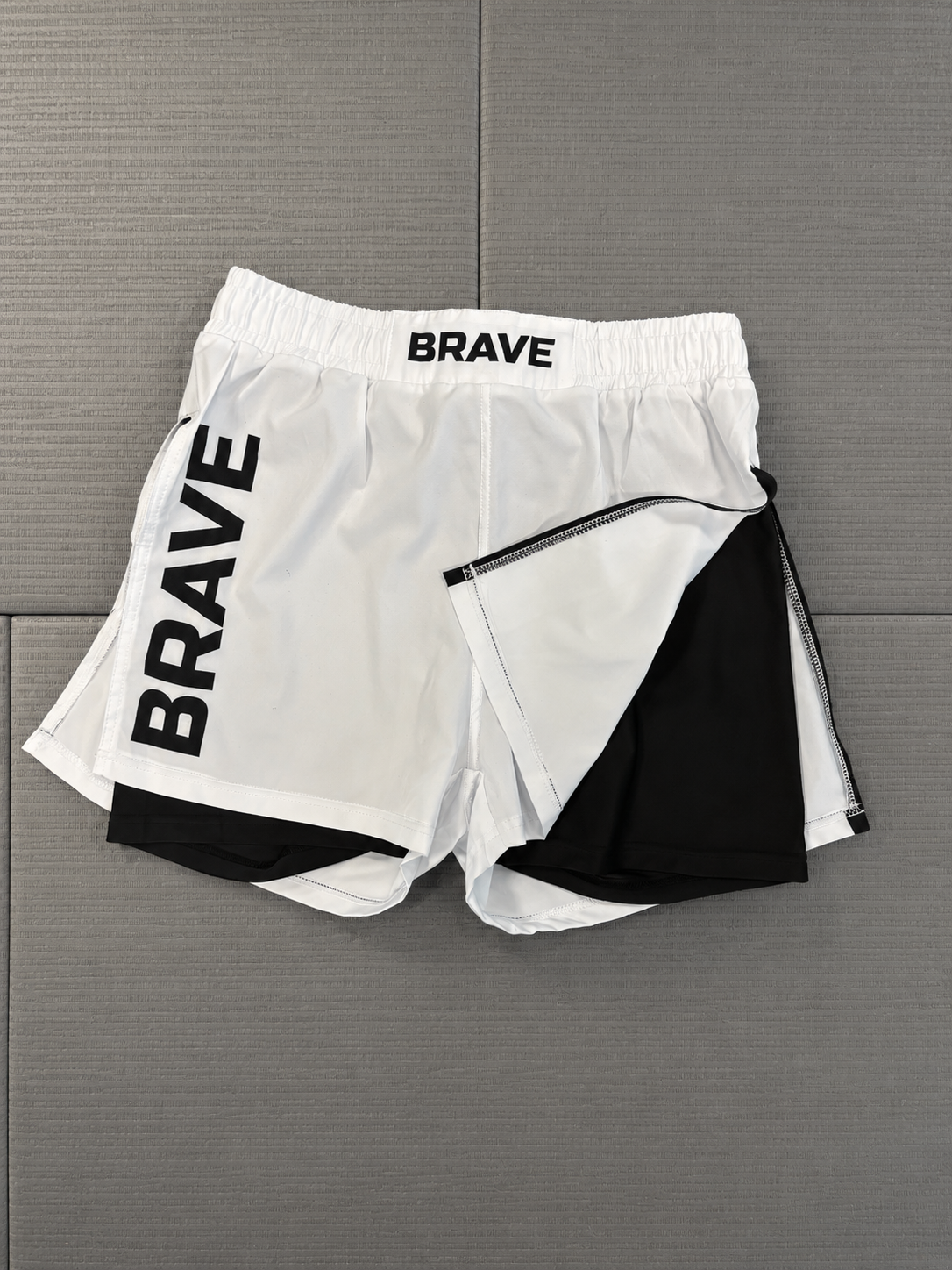 BRAVE Hybrid Pro Shorts WHITE